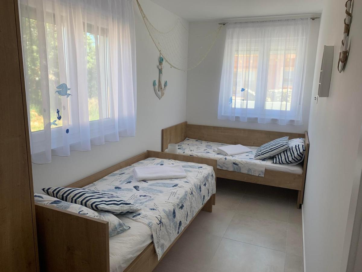 Apartmani Sunside Nin Exterior photo
